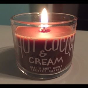 Meet your Posher, Ava